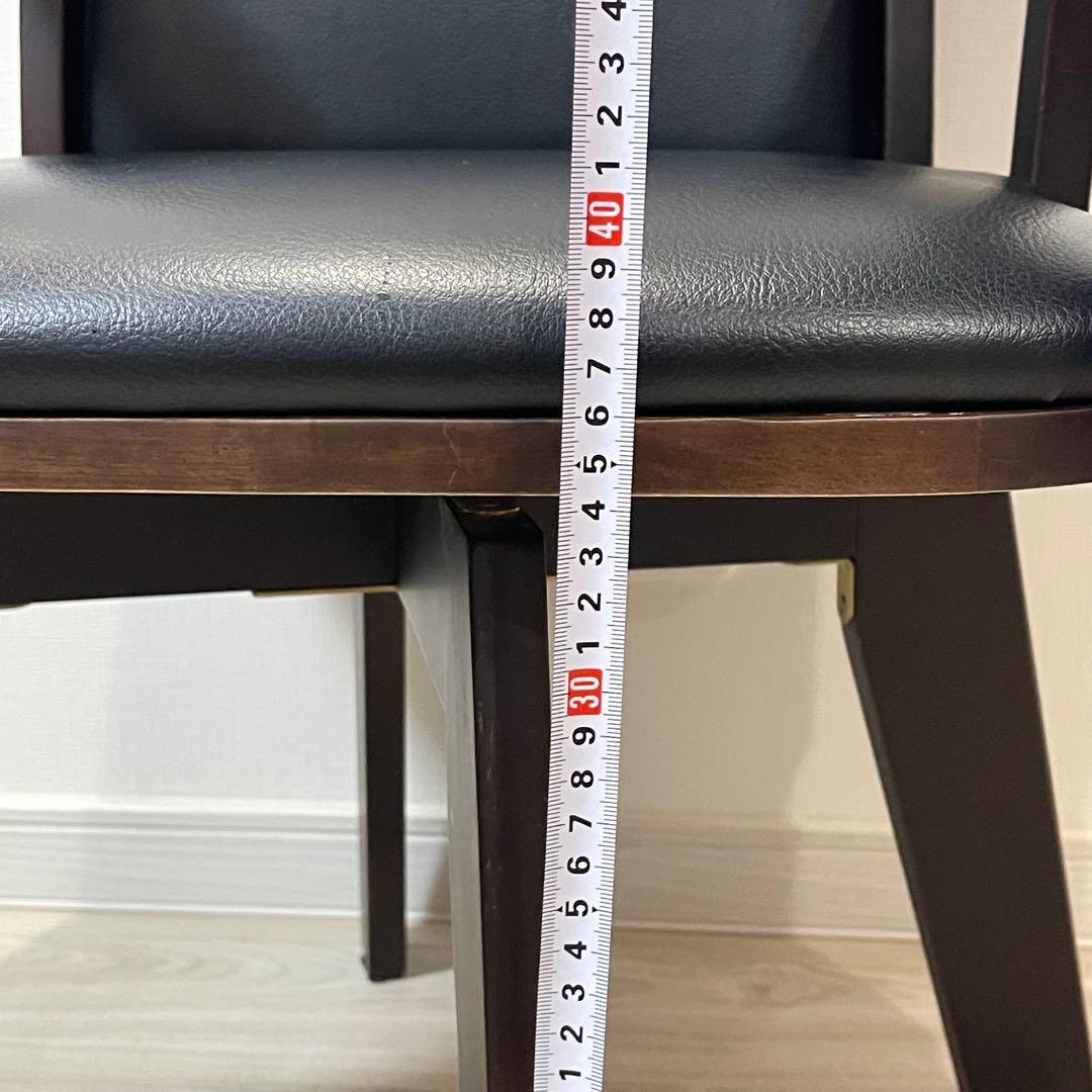 回転式チェア 黒 肘置き付き×二式