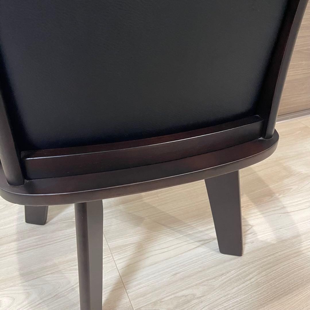 回転式チェア 黒 肘置き付き×二式