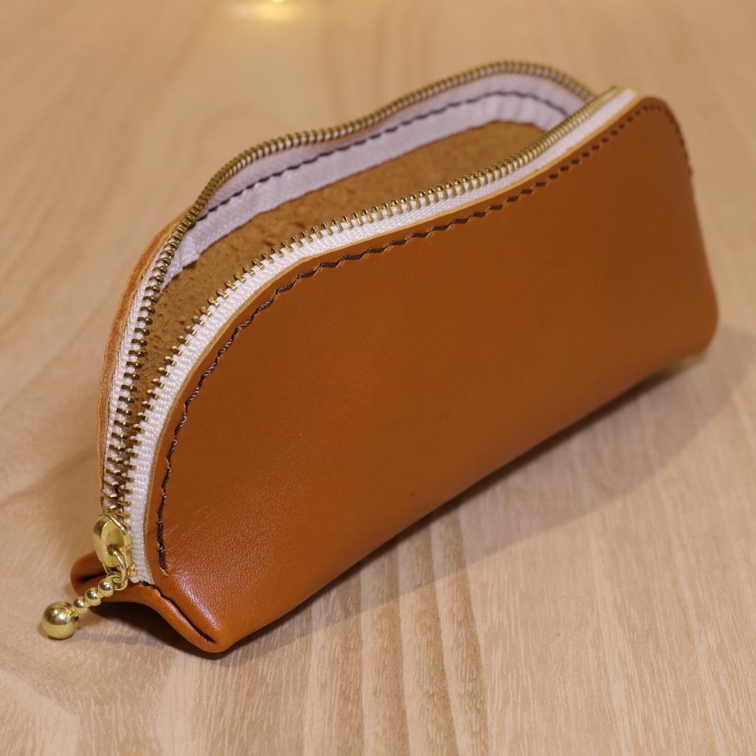 【やまー】新品　ペンケース　黒革　YKKエクセラ