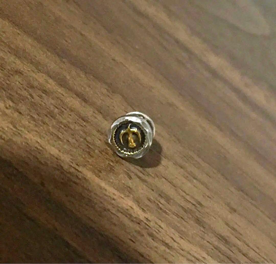 ケンキクチ　イーグルピアス