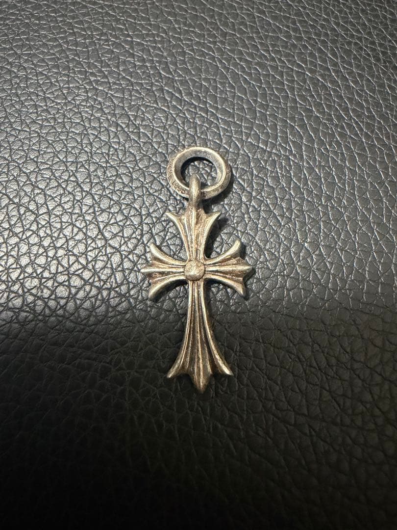 クロスペンダント 1995-2025