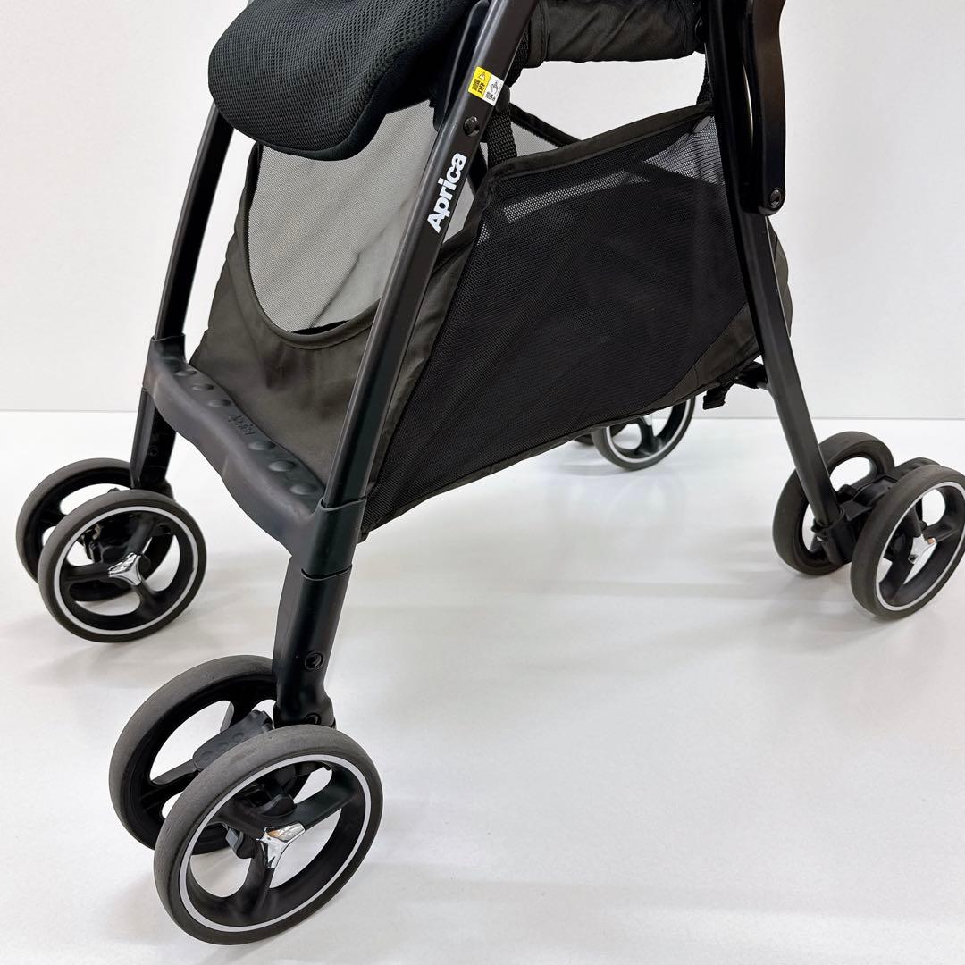Aprica アップリカ　B型ベビーカー　マジカルエアー クッションAD グレー