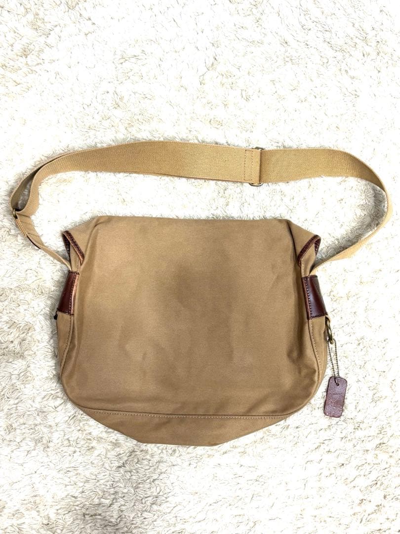 Brady アリエルトラウト ラージ　ベージュ