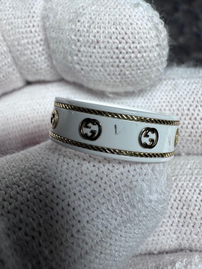 Gucci ホワイトセラミック リング