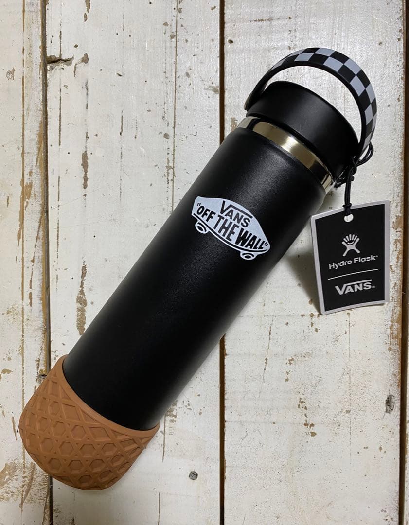 のり☺︎ 激レア‼️限定版VANS × Hydro Flask