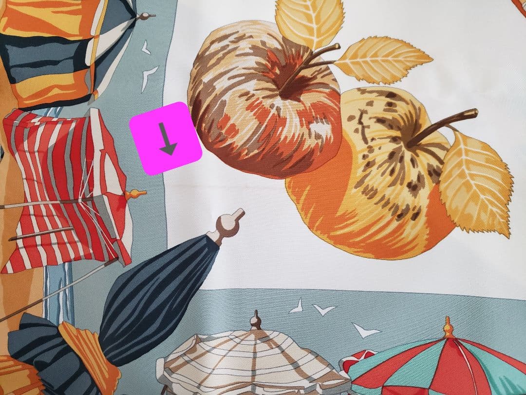 【レアカラー】HERMES　カレ90 ～ノルマンディ海岸の魅力～ きなり色