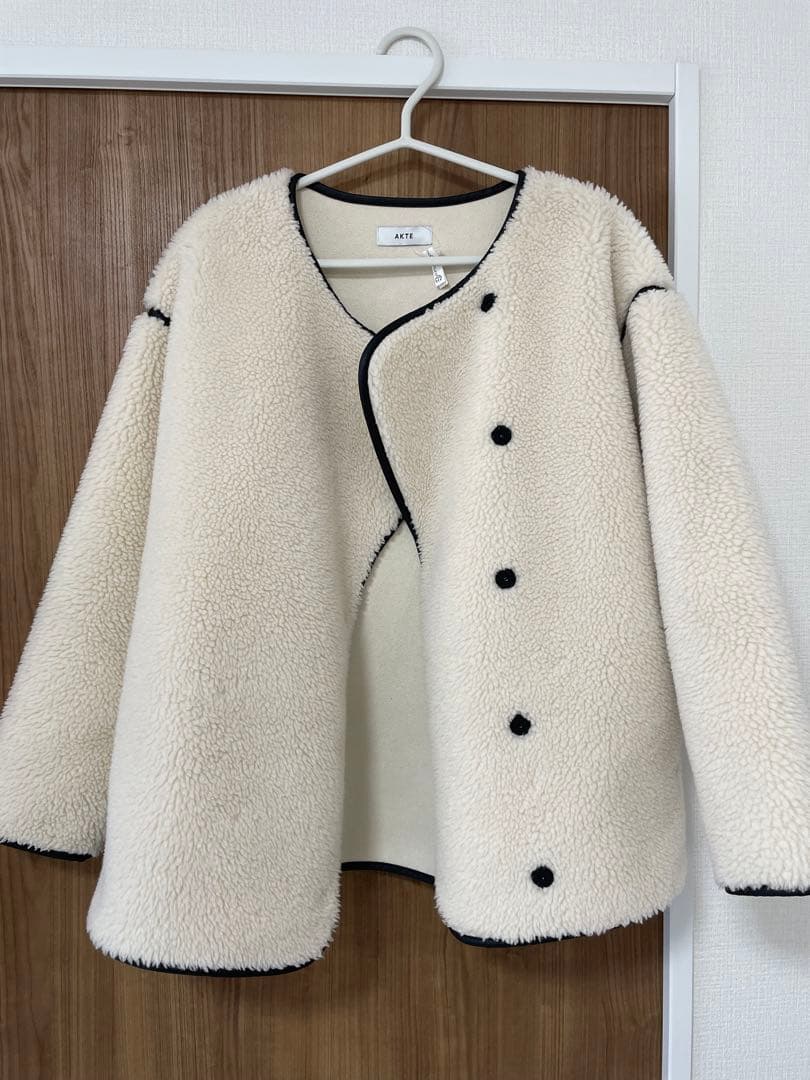 美品!AKTE＊ボアミドルブルゾン