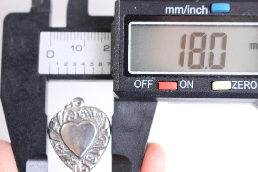 30s　スウィートハートジュエリー 両面 ハート　チャーム 波　唐草　アールデコ