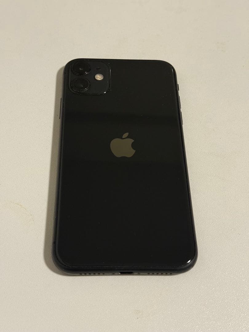 Apple iPhone 11 ブラック 64GB