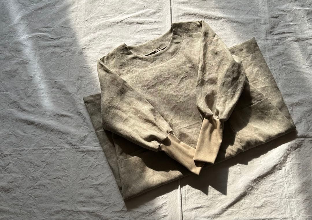 【さくらページlinen】しっかりめ 亜麻色＊リブ袖口ゆったり割烹着ワンピ