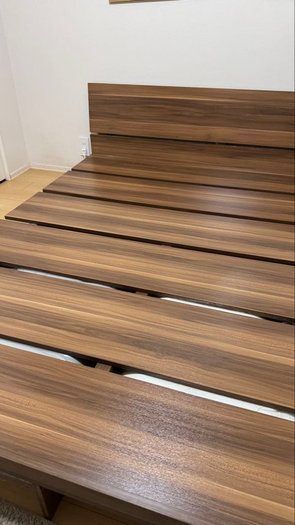 指値教えてください30日削除LOWYA 木目調ダブルベッドフレームヘッドボード付