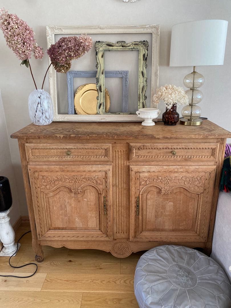 【アンティークキャビネット 】