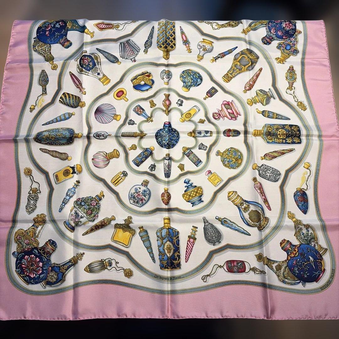 新品HERMES 香水瓶デザイン シルクスカーフ
