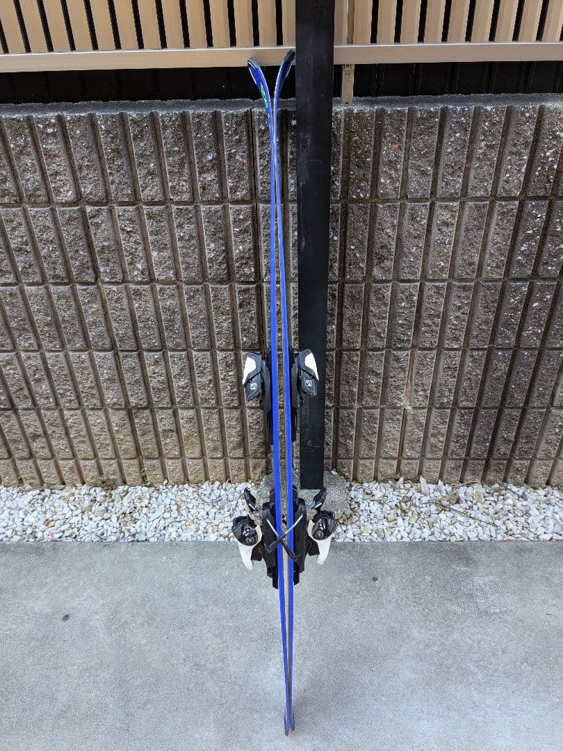 サロモンジュニアスキー板　140cm