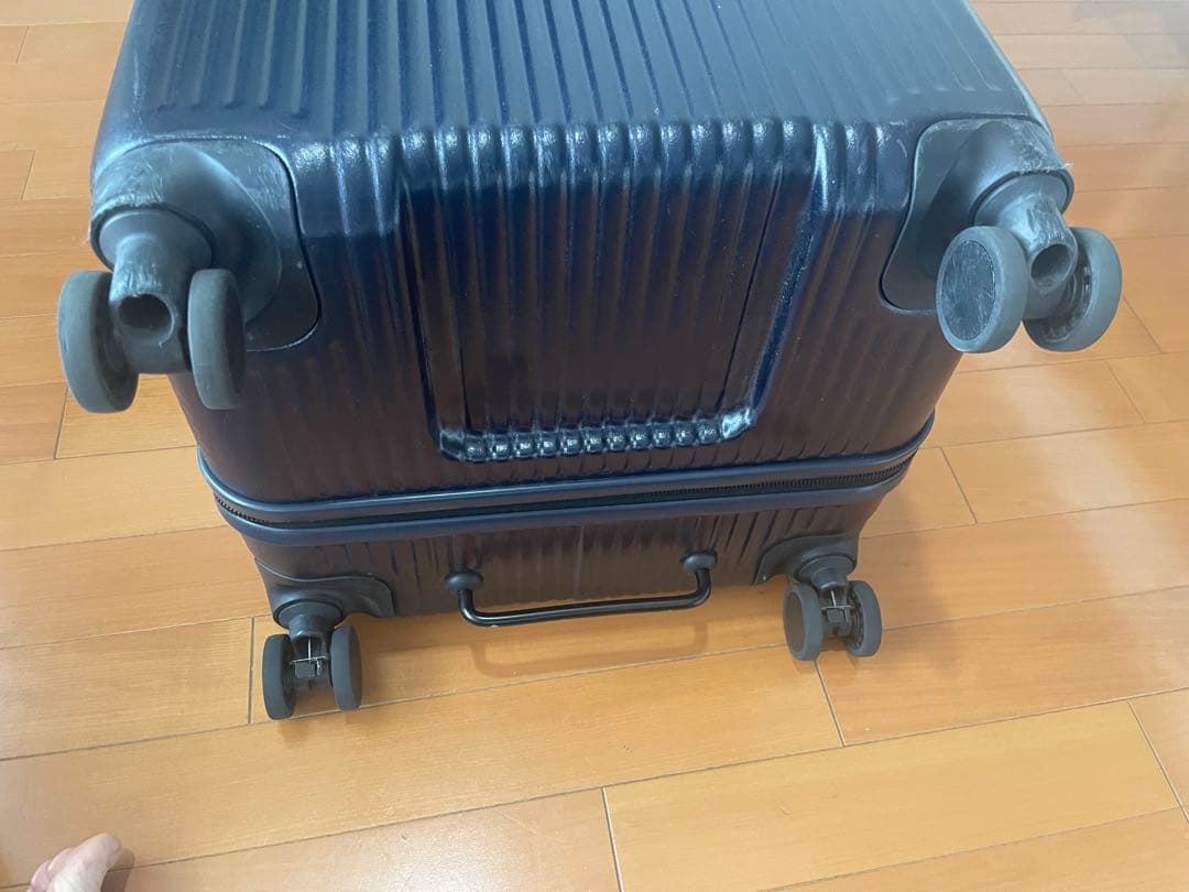 Innovator INV80 ネイビー 大型キャリーケース　92l