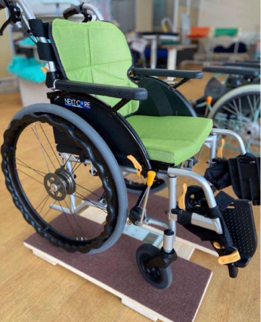 車椅子用体重計『ちょこっと』　※推奨体重計付き