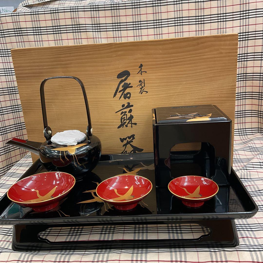 お値下げしました‼️木製　漆塗り　お屠蘇セット　　　　　　　　　1211