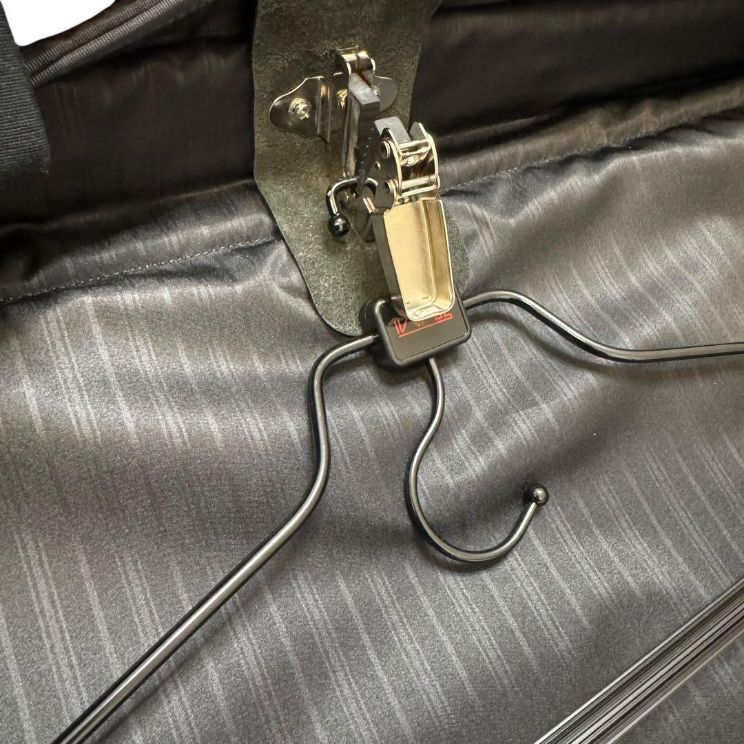 極美品 TUMI トライ フォールド ガーメントケース 22133DH