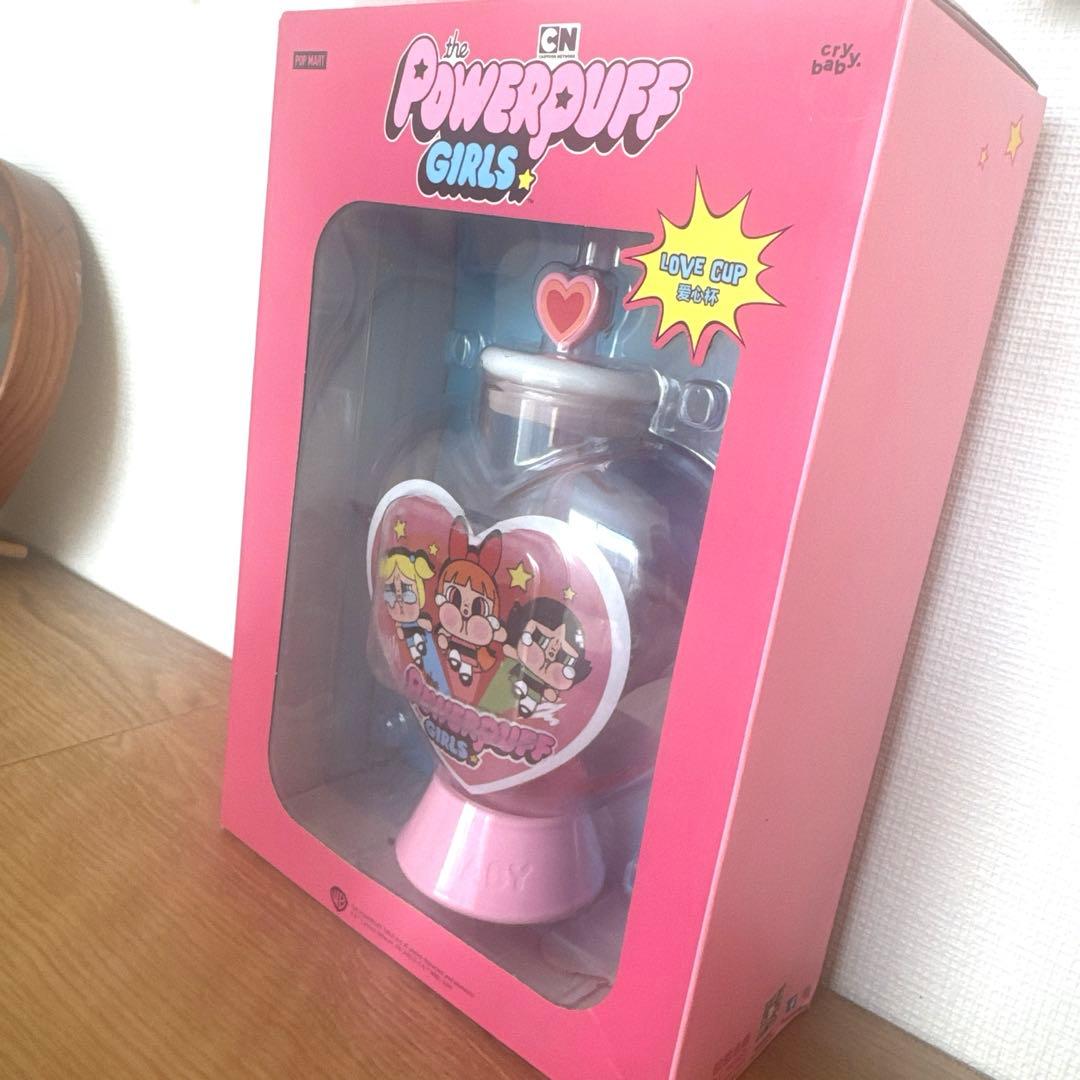 正規品【pop mart】Powerpuff Girls ハート型ボトル水筒