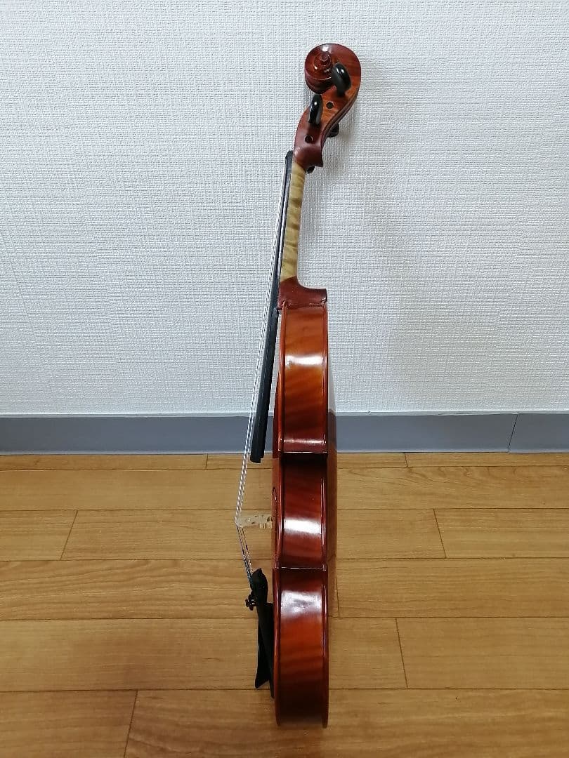 モダンフレンチ　ヴァイオリン　(a modern french violin)