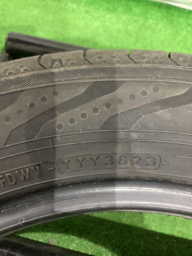 T1759[送料無料] ヨコハマBLUEarth RV03 195/60R16