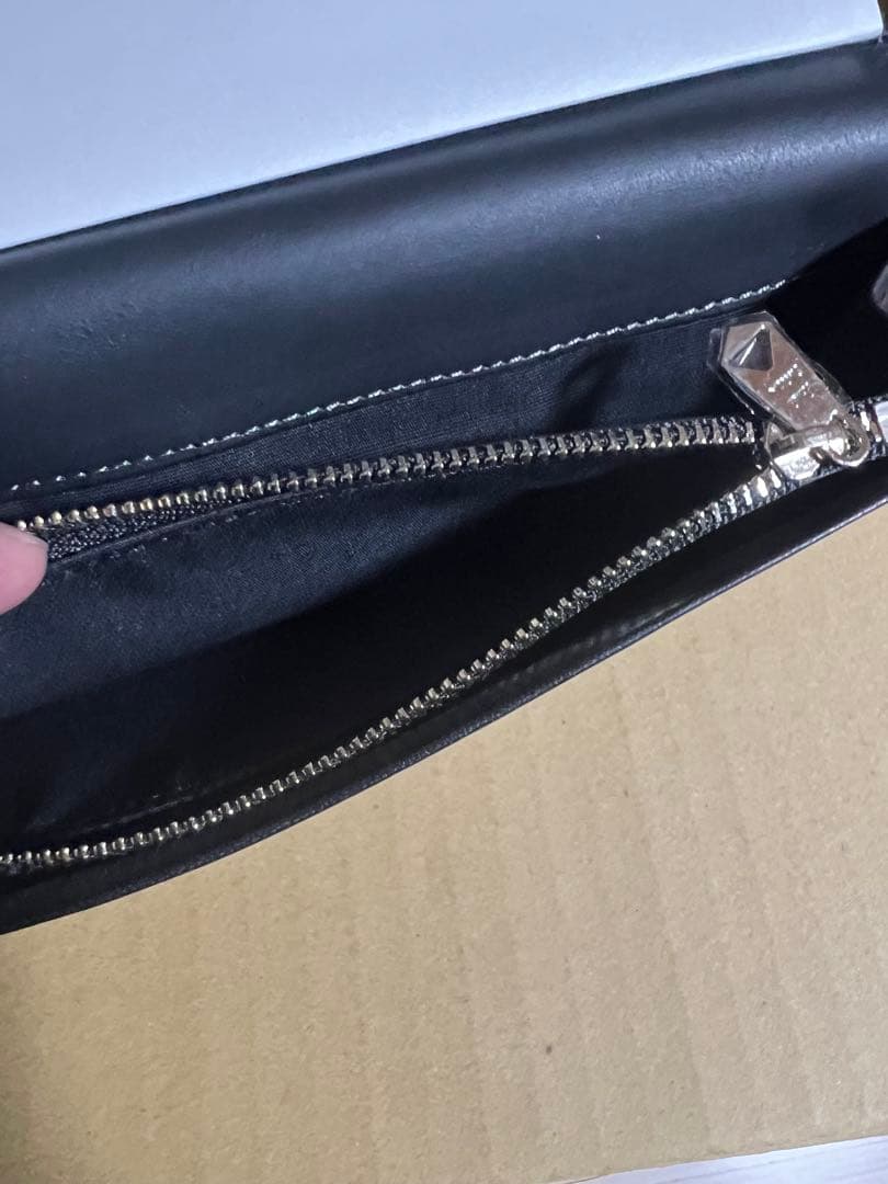 ポールスミスシグネチャーストライプタブ長財布 P53510