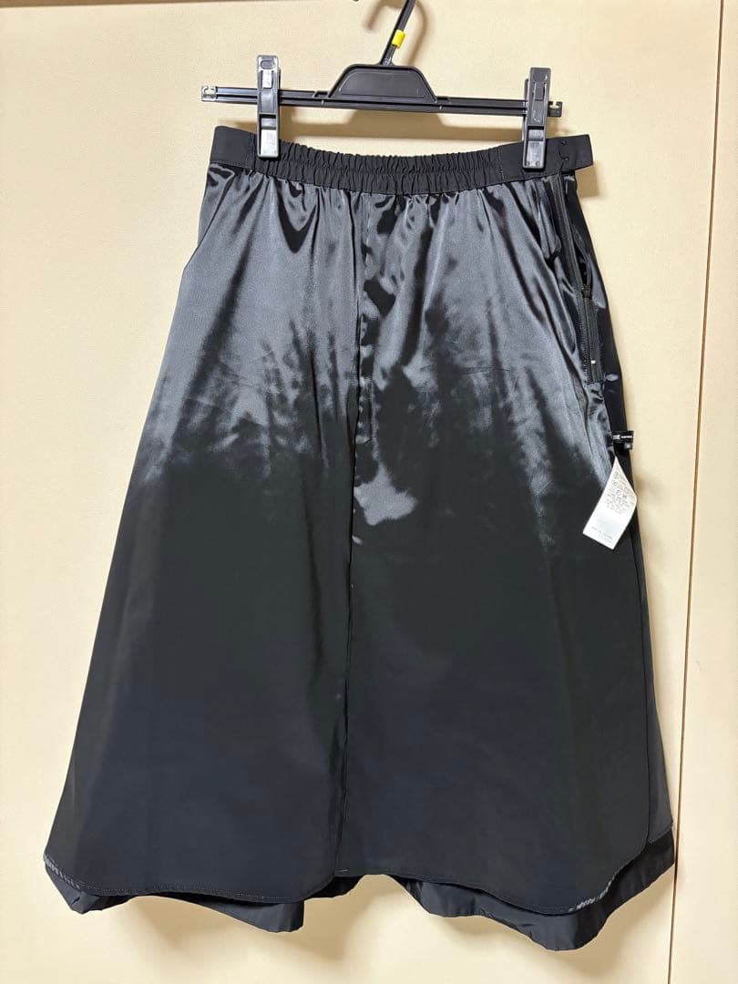 値下げ！新品23区 メモリータフタ ティアースカート黒 ブラック/サイズ38