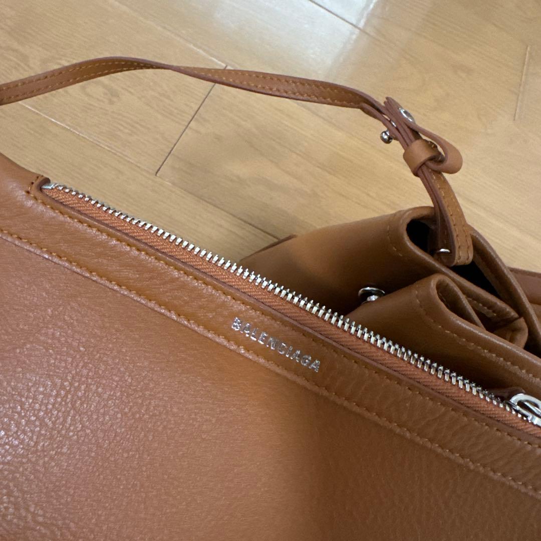 美品BALENCIAGA トートバッグ 339933 D6WXN レザー