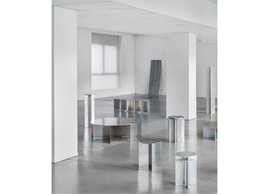 【NM3】ディスプレイスタンド NM5.4 Small podium