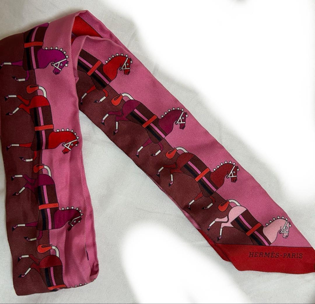 HERMES エルメス　ツイリー　ロカバール　馬　ピンク　Rocabar