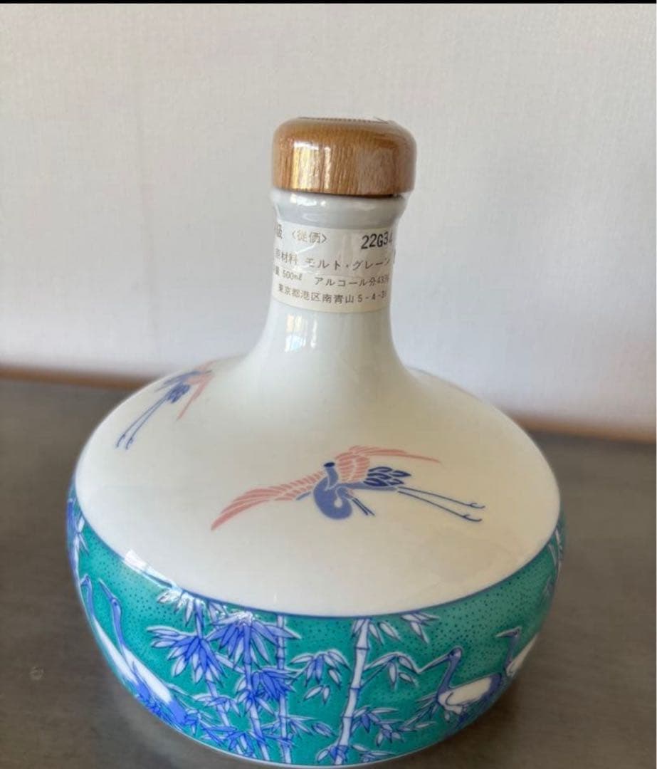 【未開栓】ニッカ　陶器　有田焼　色絵ボトル　ウイスキー　特級　ニッカウヰスキー
