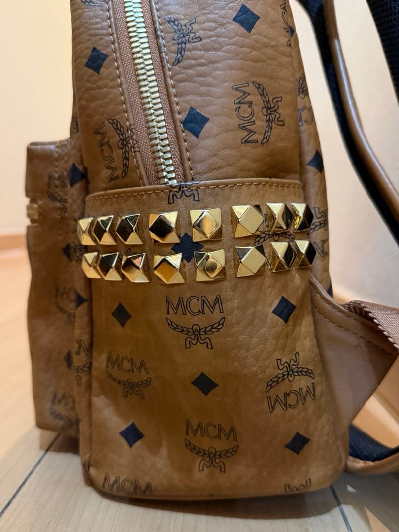 MCM Starkサイドスタッズ　リュック　バックパック　Ｓサイズ