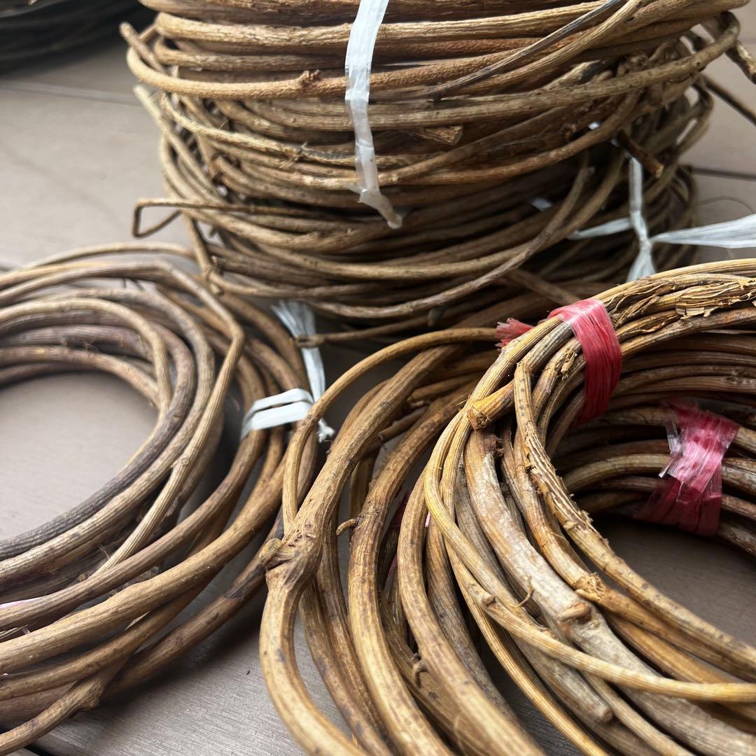 オオツヅラフジ　蔓　つる　ハンドメイド　素材　天然素材　カゴバッグ リース ツル