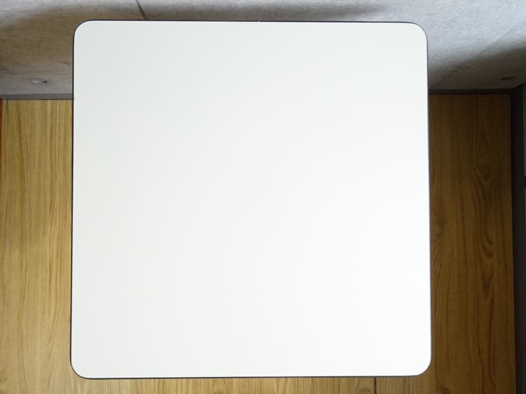 ■希少品■ herman miller ハーマンミラー社製 キャスターテーブル