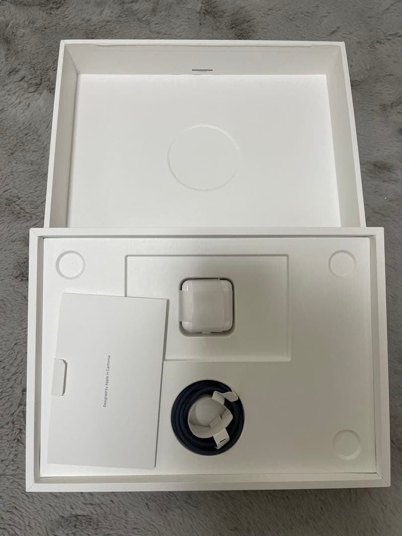 【極美品】MacBook Air M4 13インチ 24GB コア10