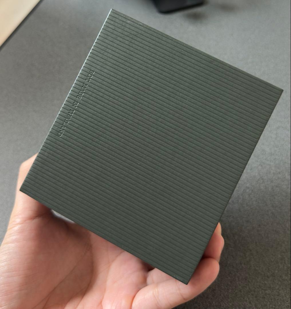 【極美品•稼働 】 箱付GUCCI グッチ 時計 1500L シルバー バングル