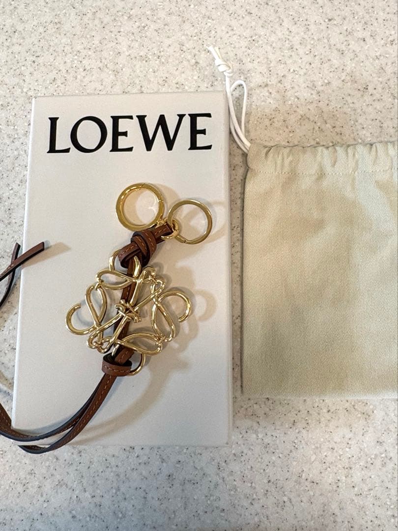 LOEWEキーホルダー(チャーム) - レザー
