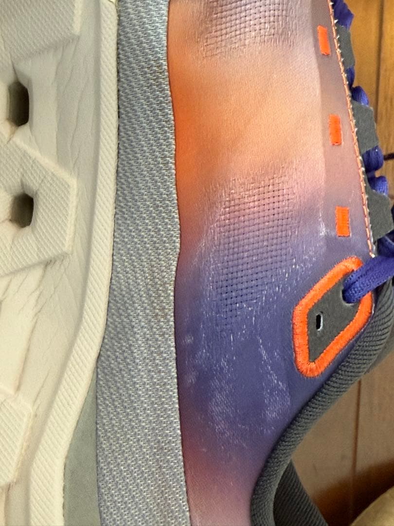 On running Cloudmonster Hyper 限定プリズム26.5