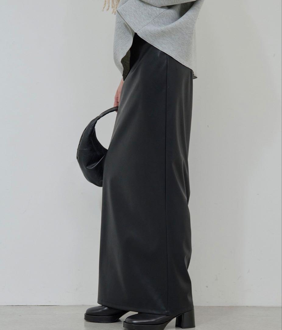 新作ガリャルダガランテ✴︎フェイクレザータイトスカート1