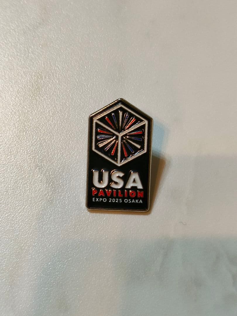 大阪万博　USA　パビリオン　ピンバッジ