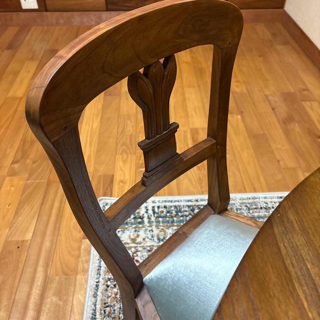 クラシックチェア1脚×4個まで対応可能（価格は1脚の価格）交渉可能です