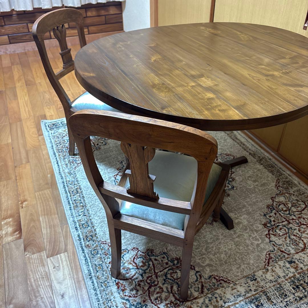 クラシックチェア1脚×4個まで対応可能（価格は1脚の価格）交渉可能です