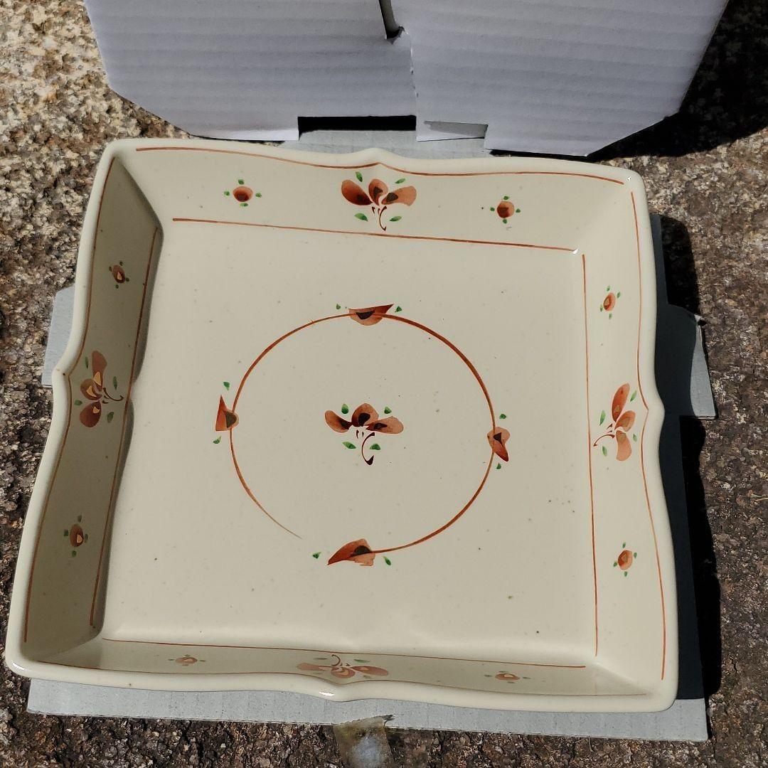 たち吉　花化粧角取り皿セット