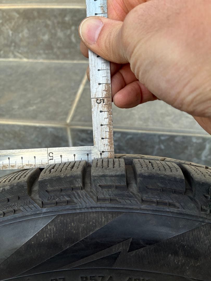 155/65R14 スタッドレスタイヤ アルミホイールの４本セット