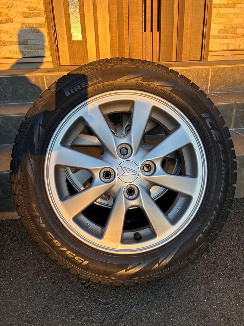 155/65R14 スタッドレスタイヤ アルミホイールの４本セット