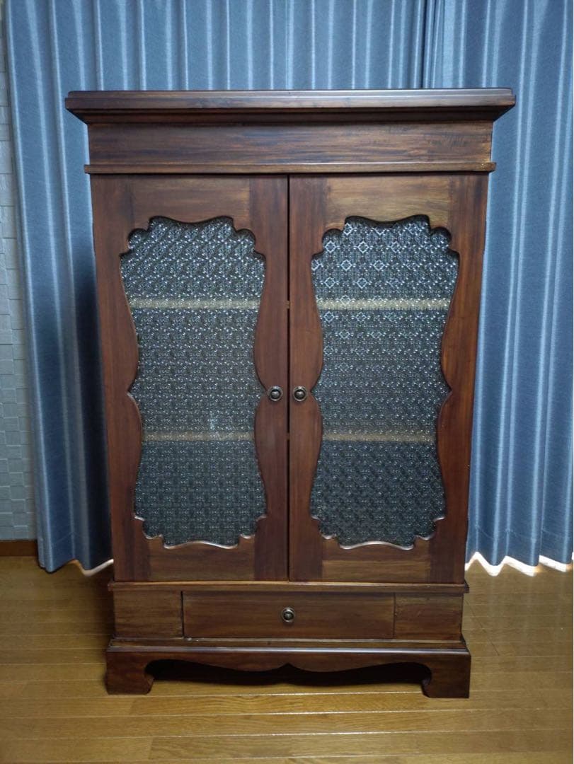 アンティーク　木製収納キャビネット