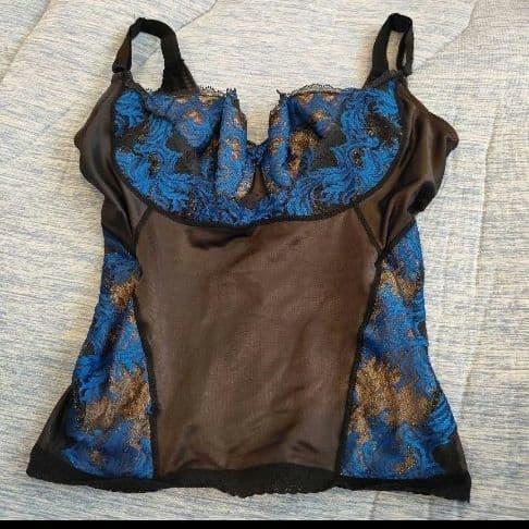 乃南　マルコロングブラジャーE70