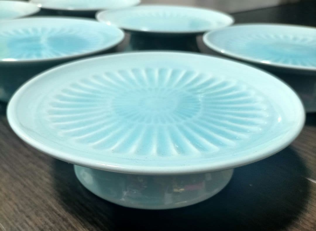青白磁　高台刺身鉢　丸千代口　８セット　刺身皿　千代口　刺身鉢　薬味皿　醤油皿