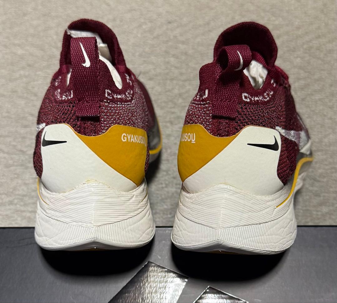 靴 NIKE VAPORFLY 4% FLYKNIT / GYAKUSOU