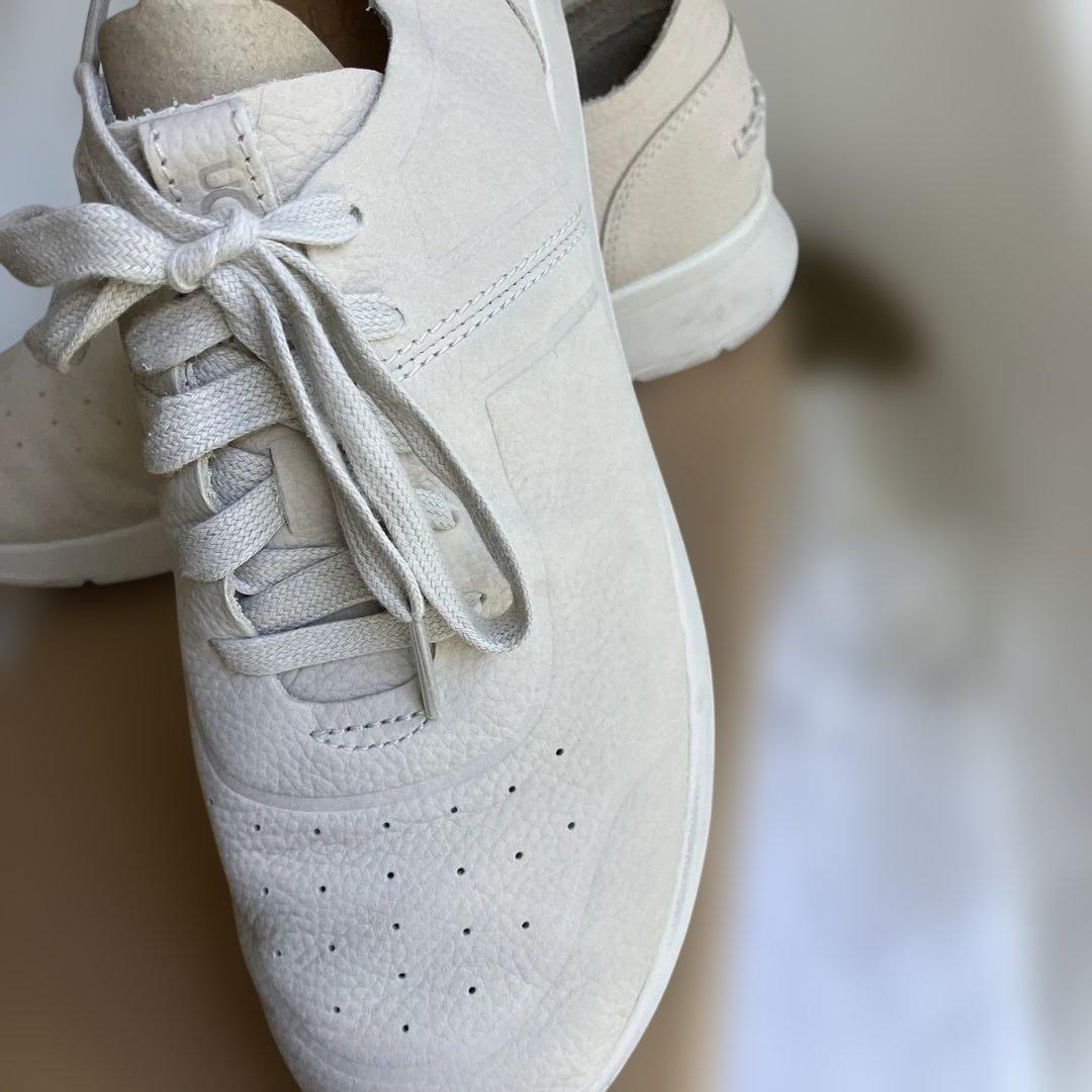 UGG 本革　スニーカー